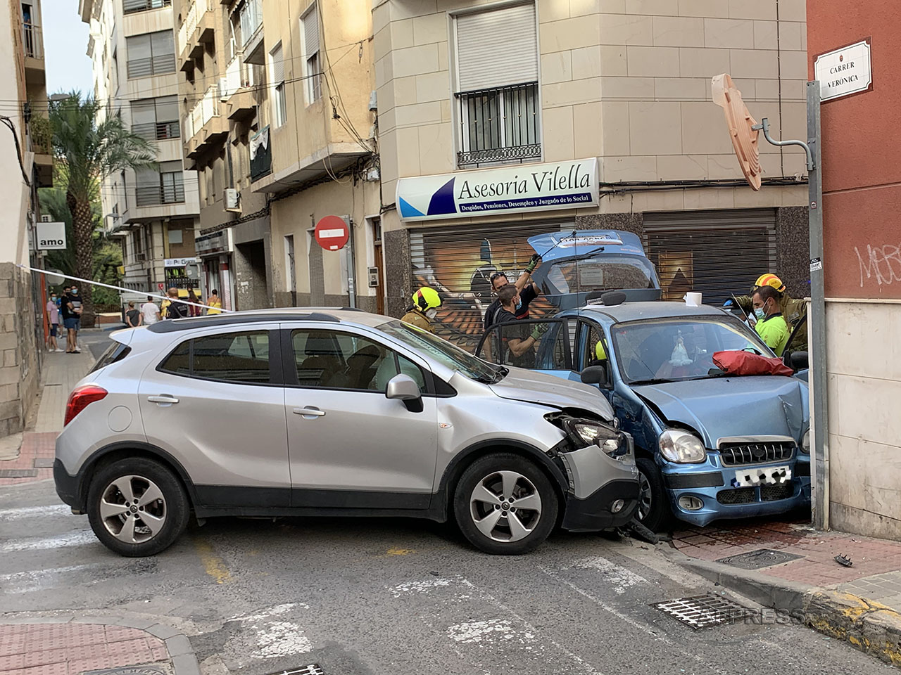 Cruce de las calles Aspe con Verónica donde ha ocurrido el accidente