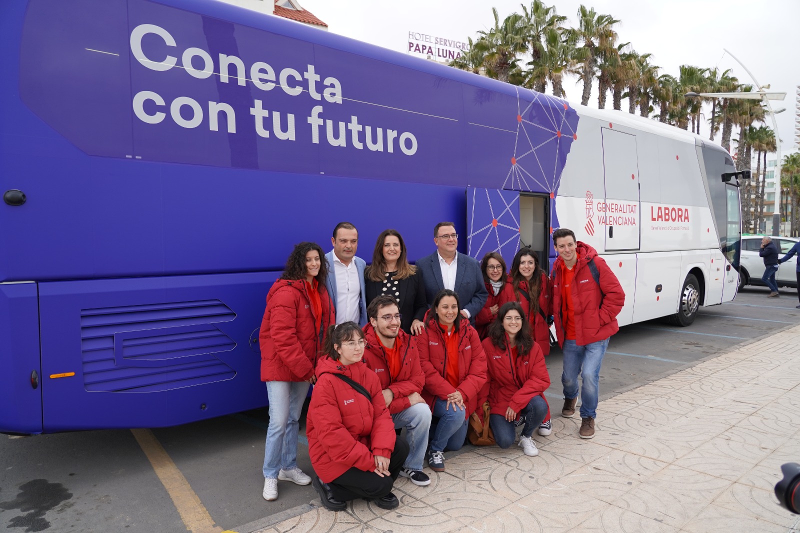 Labora pone en marcha dos autobuses móviles para ofrecer asesoramiento en empleo a toda la Comunitat Valenciana