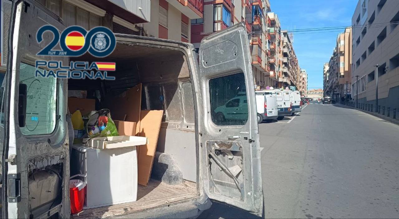 Detenidos cuatro miembros de una familia por desvalijar un domicilio en Alicante